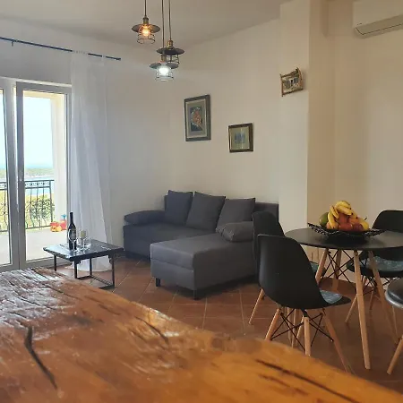Malena بيت ضيافة Barbat na Rabu