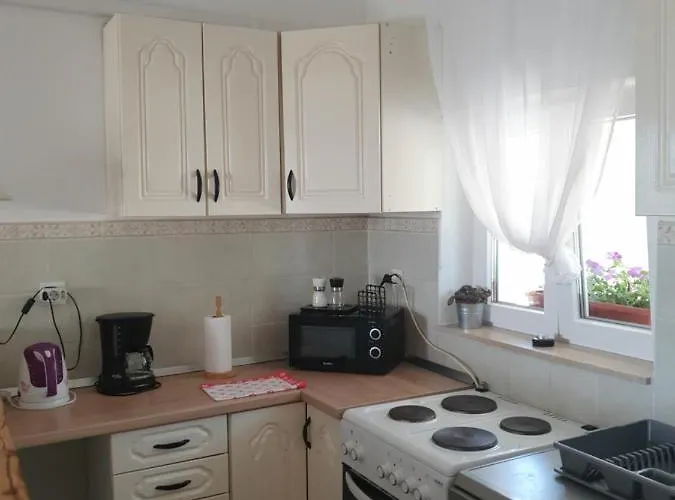 Malena 3* Barbat na Rabu