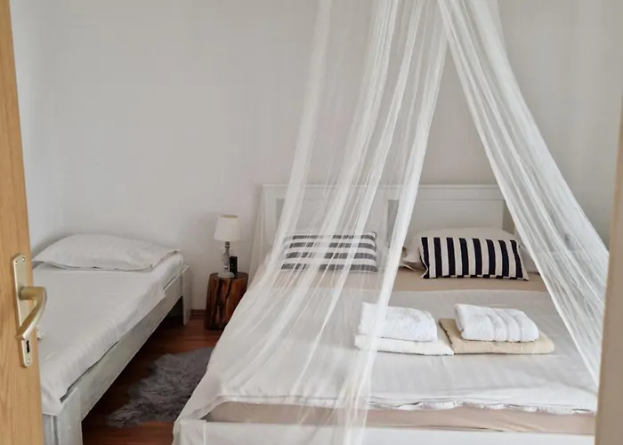 Malena 3* Barbat na Rabu